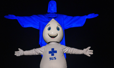 iluminacao cristo Pequena 375x225