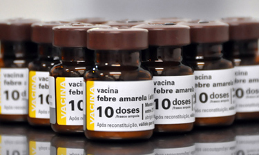 vacina vacinacao febre amarela bio manguinhos fiocruz ministerio saude